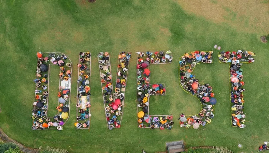 Climate and Money:  A Guide to Fossil Fuel Divestment & Reinvestment