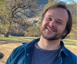 To Kneel and Kiss the Ground